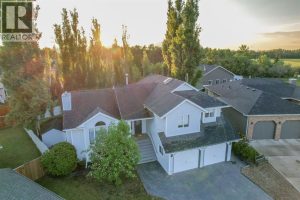 Listing photo – 5506 63A Street Close, Ponoka