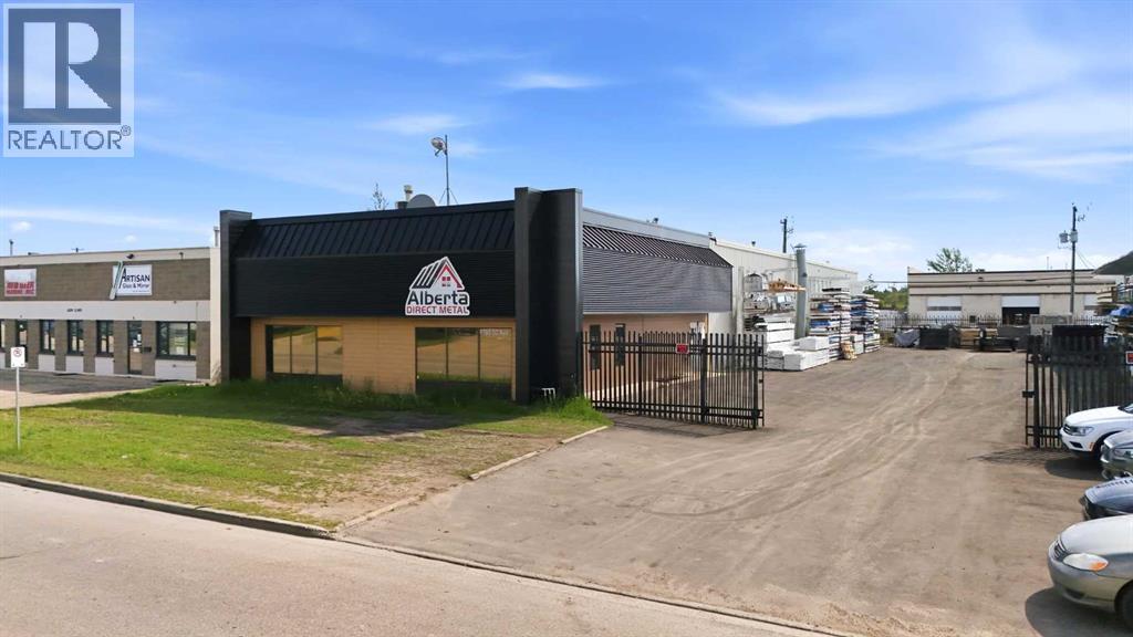 Listing photo – 6785 52 Avenue, Red Deer