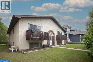 Listing photo – 4639 48 Street, Sylvan Lake