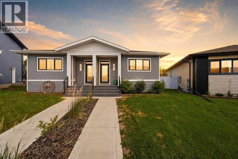 Listing photo – 99 Gray Close, Sylvan Lake
