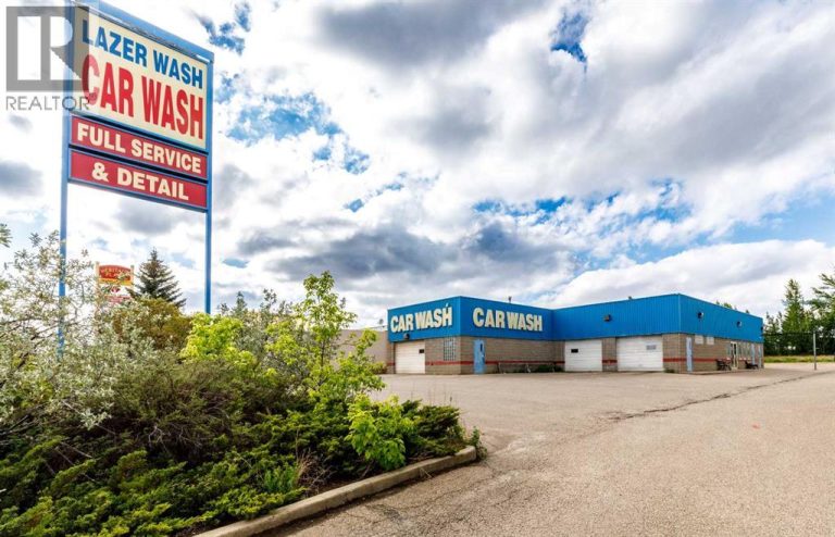 6104 67a Street, Red Deer