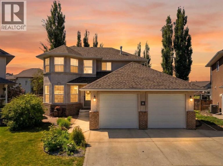 Listing photo – 8 Fir Close, Sylvan Lake
