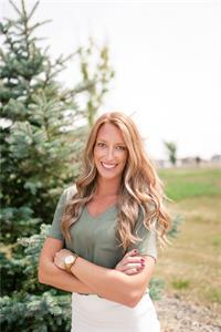 Agent photo – Brittany Noble