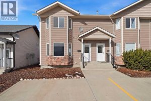 Listing photo – 25 Winston Place, Blackfalds