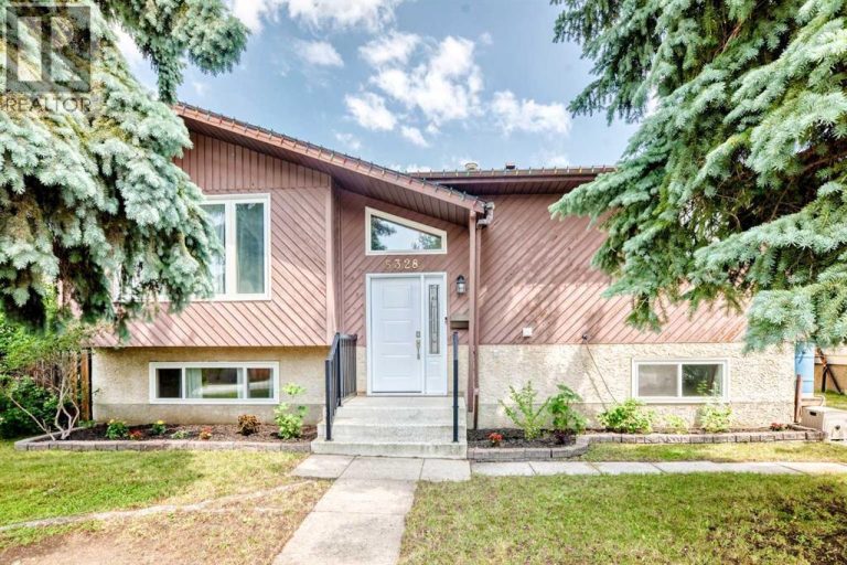 5328 38 Street, Innisfail
