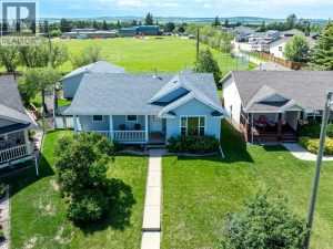 Listing photo – 5310 47A Street Close, Bentley