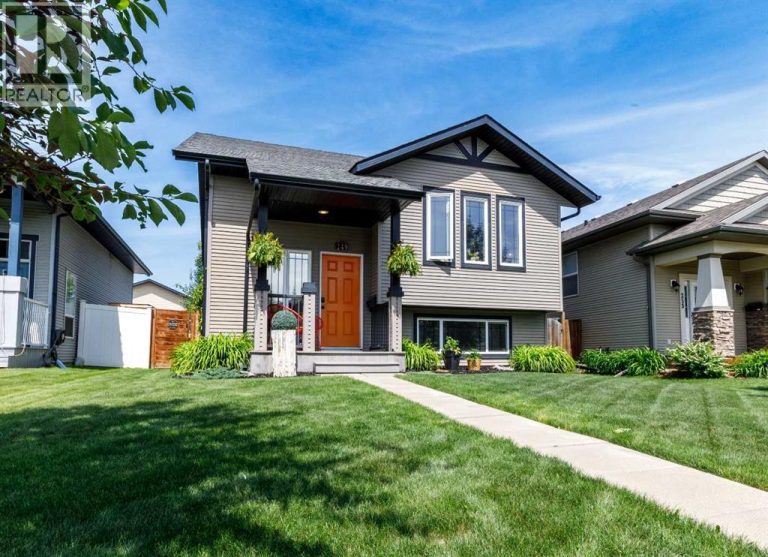 249 Kingston Drive, Red Deer