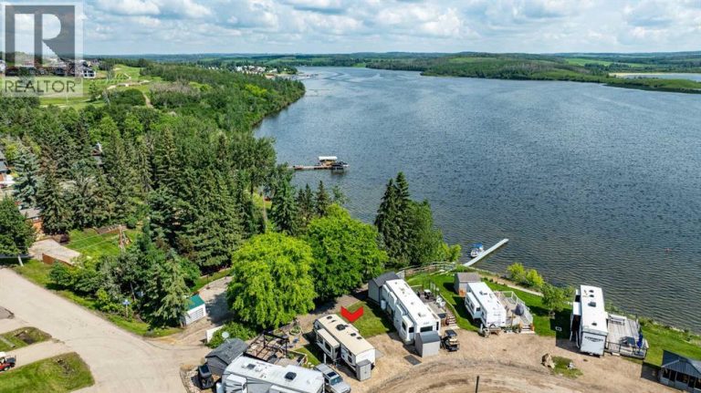 10, 25054 South Pine Lake Road, Rural Red Deer County