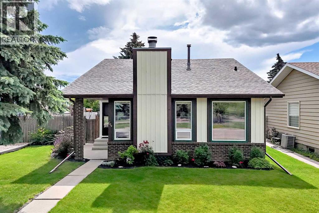 Listing photo – 64 Cornett Drive, Red Deer
