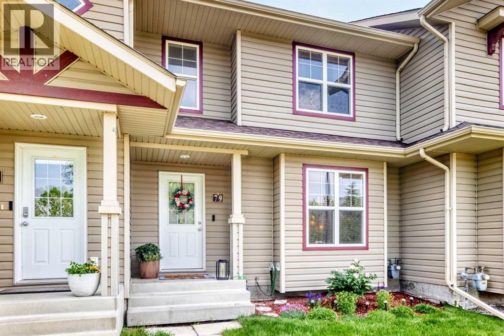 Listing photo – 79 Lawford Avenue, Red Deer