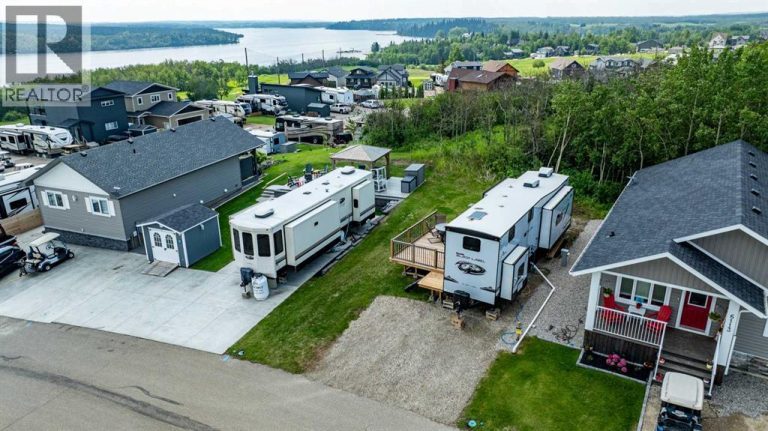 6112, 25054 South Pine Lake Road, Rural Red Deer County