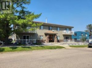 Listing photo – 5032 51 A Street, Sylvan Lake