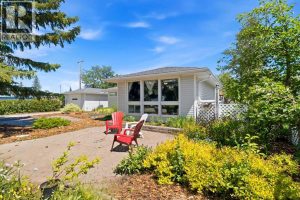 Listing photo – 4132 50 Avenue, Innisfail