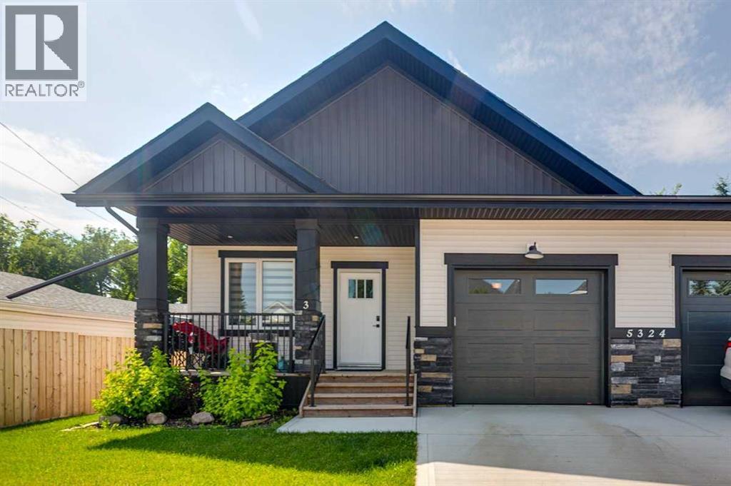 Listing photo – 3, 5324 49 Avenue, Lacombe