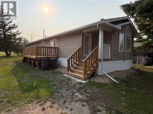 Listing photo – 2 6205 54 Street, Ponoka