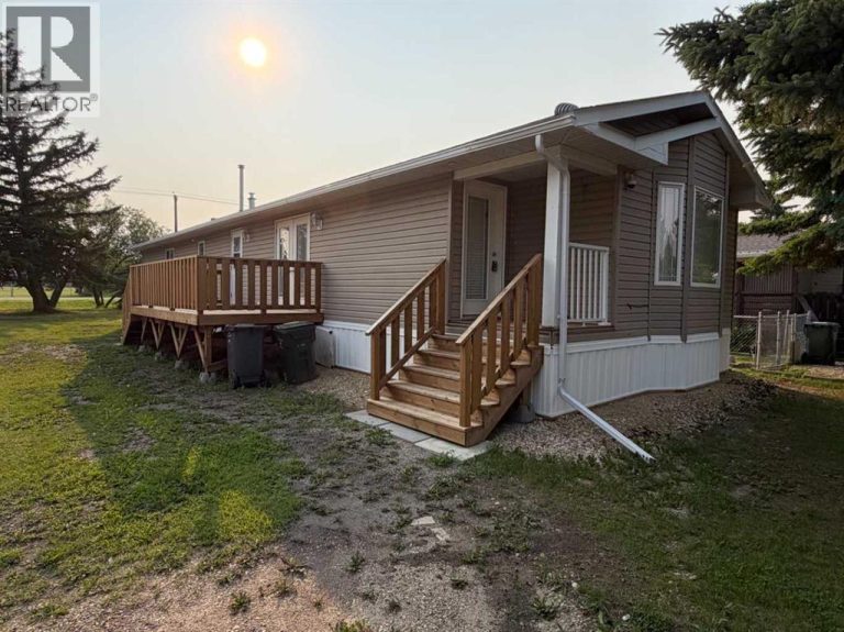 2, 6205 54 Street, Ponoka
