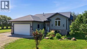 Listing photo – 253037 Township Road 432, Ponoka