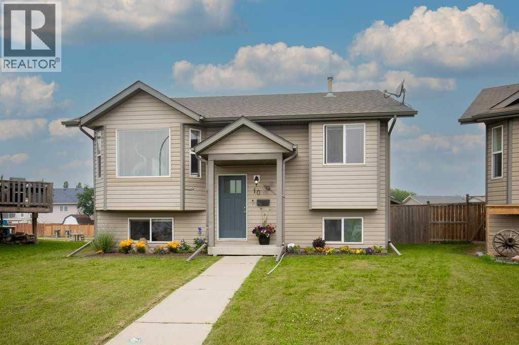 Listing photo – 10 Hansen Close, Sylvan Lake