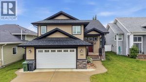 Listing photo – 3908 49 Avenue, Ponoka