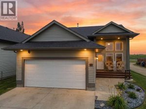 Listing photo – 34 Wilkinson Circle, Sylvan Lake