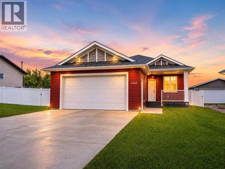 4438 Van Eaton Way, Clive