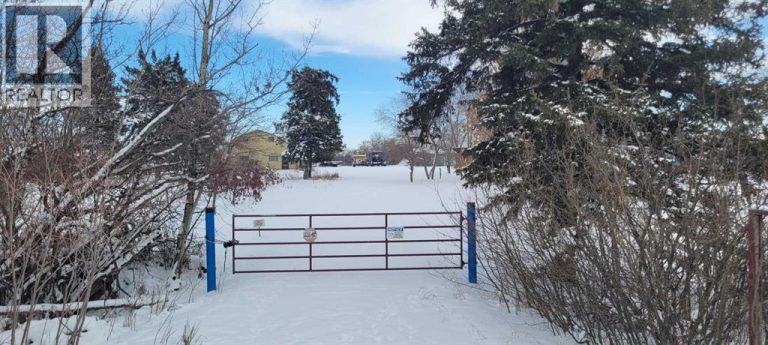 Listing photo – 38449 Highway 20, Sylvan Lake