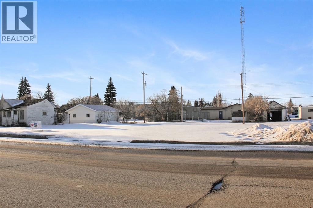 Listing photo – 5028 49 Street, Hardisty