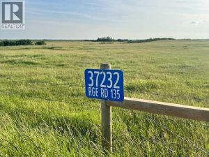 Listing photo – 37232 RR135, Rural Paintearth No. 18, County of