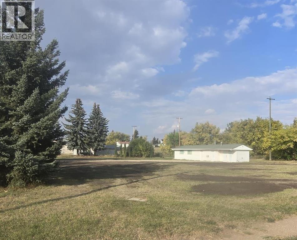 Listing photo – 4910 48 Street, Sedgewick