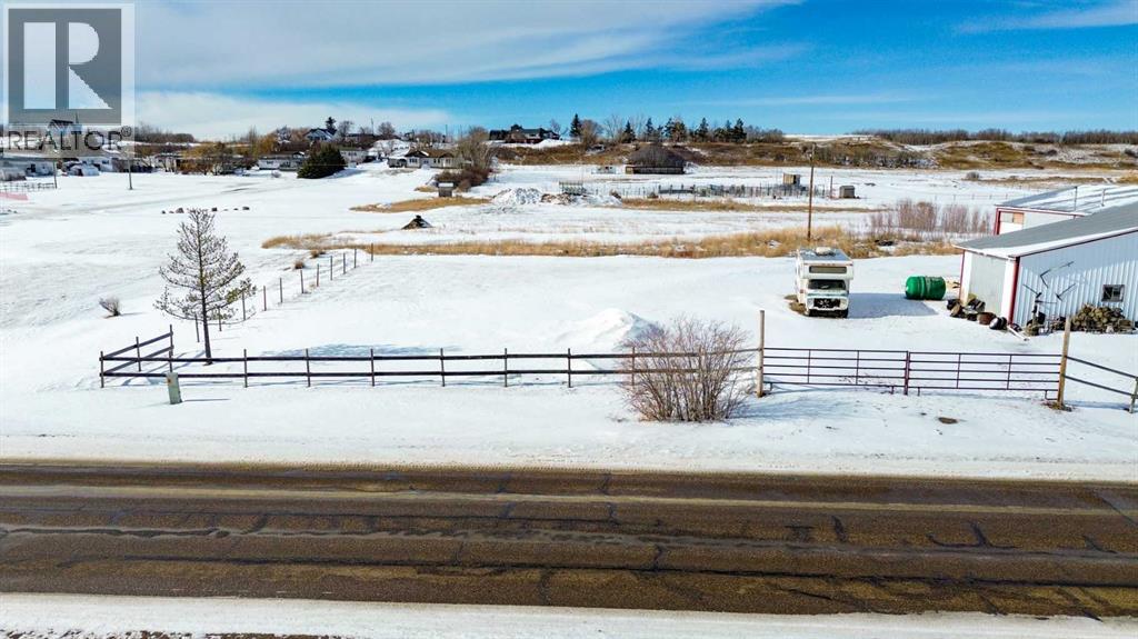 Listing photo – 133 & 137 Railway Avenue N, Big Valley
