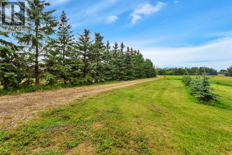 41113 Range Road 263, Rural Lacombe County