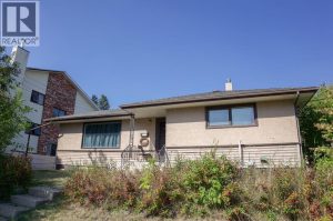 Listing photo – 4122 50 Street, Red Deer