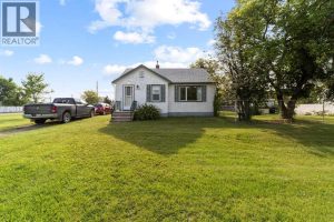 Listing photo – 1019 Main Street, Ohaton