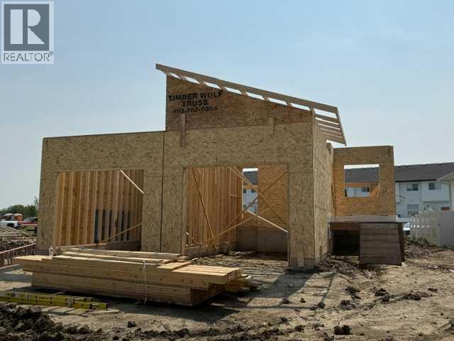 Listing photo – 15 Ellington Crescent, Red Deer