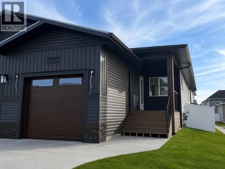 83 Gray Close, Sylvan Lake