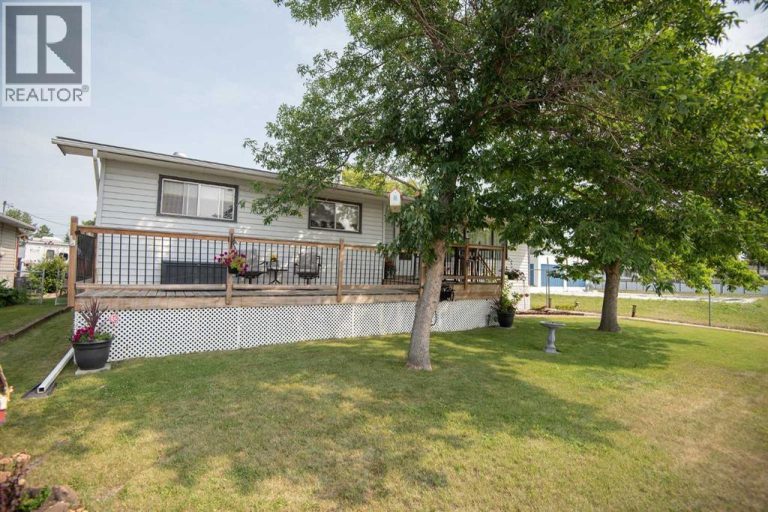 4606 51 Avenue, Bentley