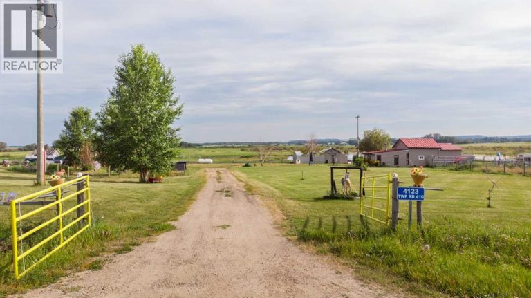 4123 410 Township, Rural Lacombe County