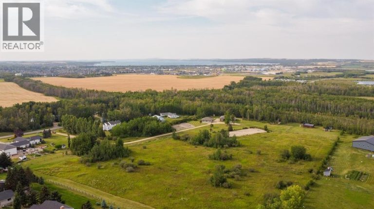 201, 1236 Township Road 384, Rural Red Deer County