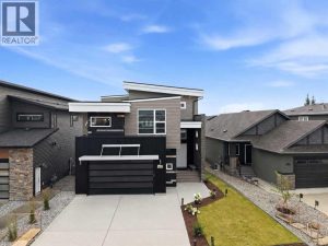 Listing photo – 102 Longmire Close, Red Deer