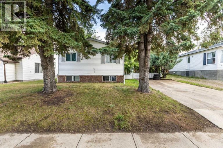 5115 48 Avenue, Sylvan Lake