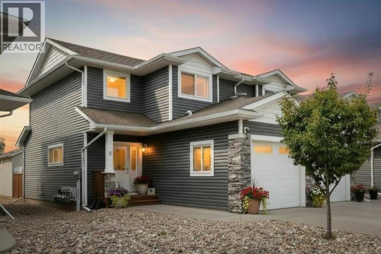 Listing photo – 8 Sullivan, Red Deer