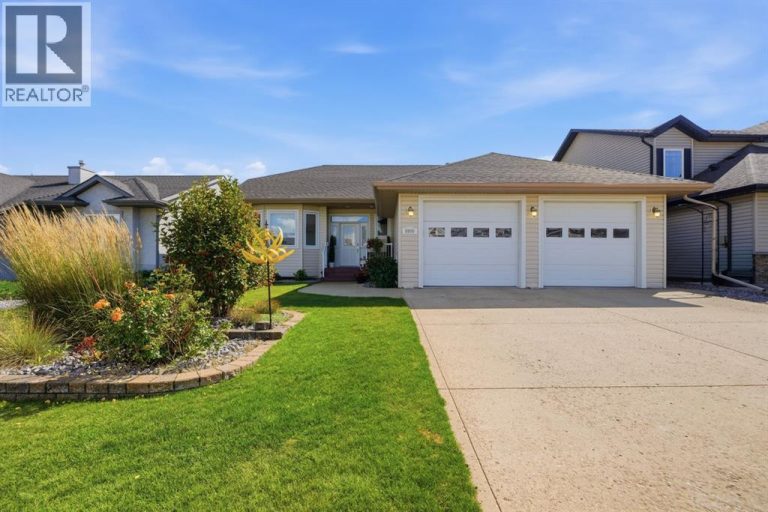 5909 62 Avenue, Ponoka