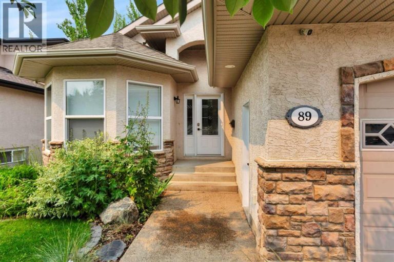 89 Alberts Close, Red Deer