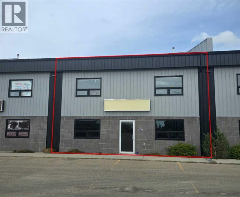 204, 27211 12 Highway, Rural Lacombe County