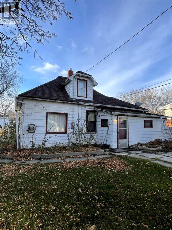 Listing photo – 5123 50 Street, Consort