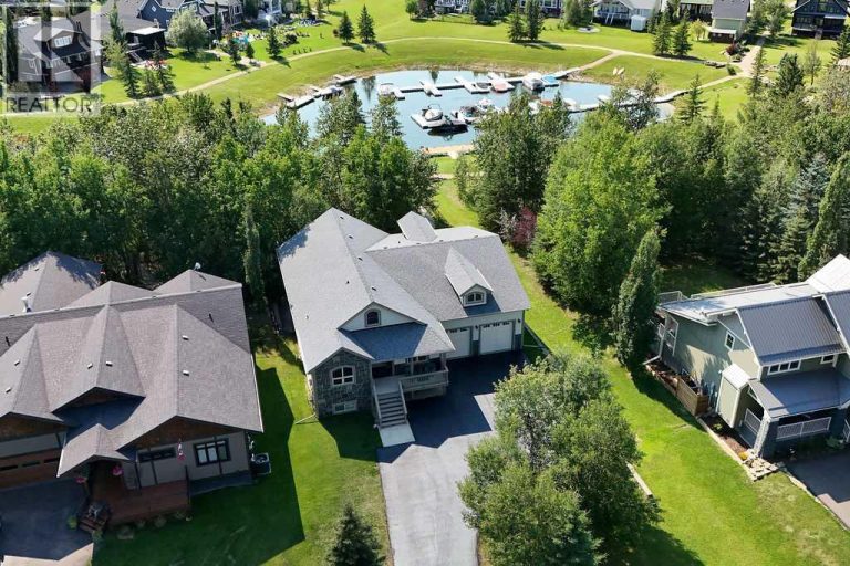 232 Canal Street, Rural Ponoka County