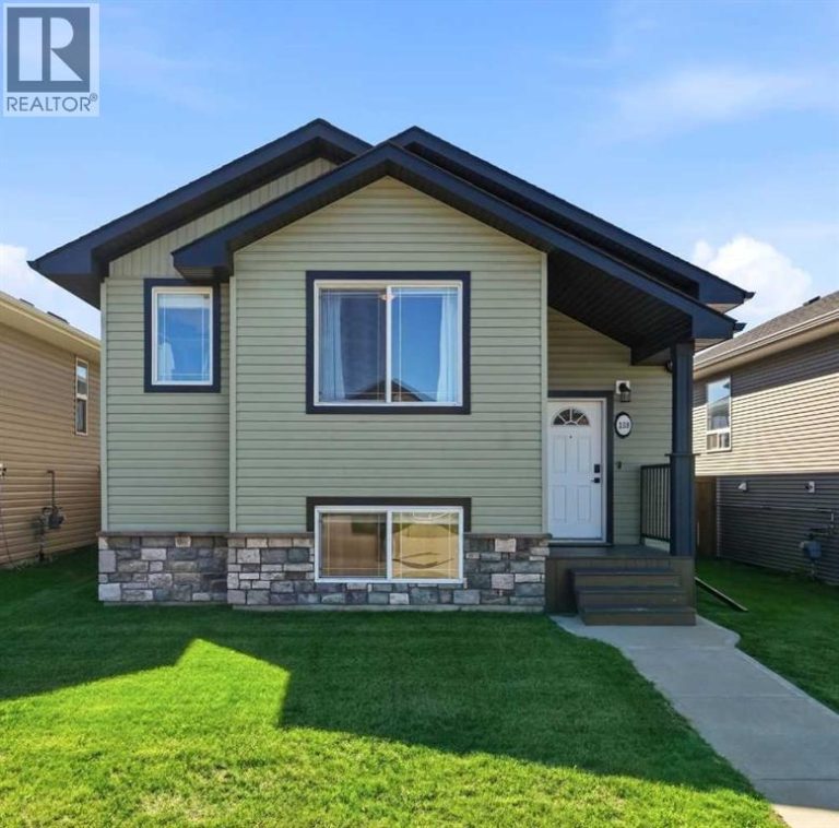 159 Cooper Close, Red Deer