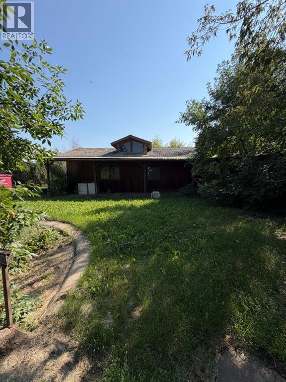 6509 46 Aveunue, Ponoka