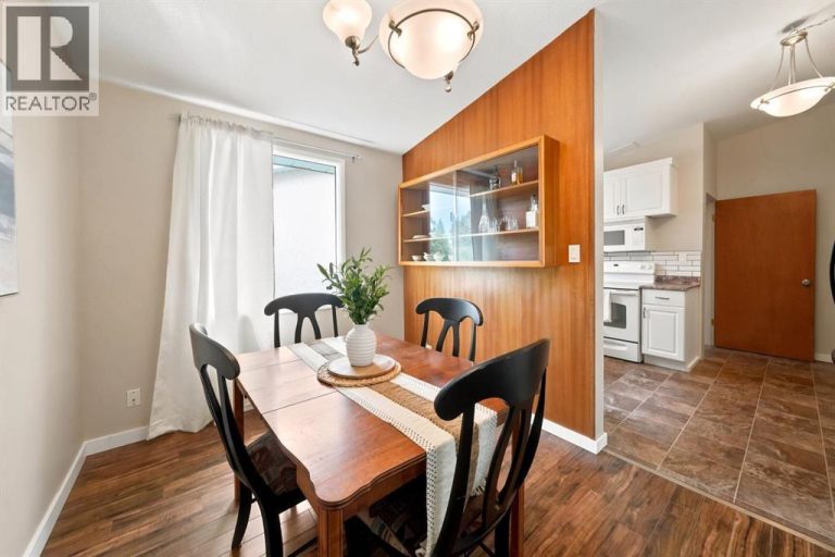 4233 33 Street, Red Deer