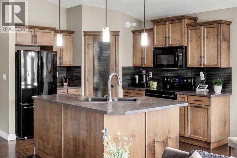 171 Voisin Close, Red Deer